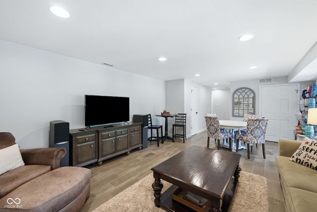 7573 Hummingbird Drive, Nineveh, IN 46164