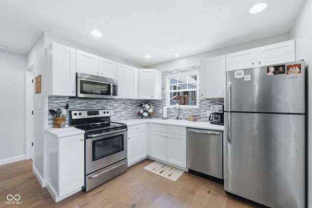 7573 Hummingbird Drive, Nineveh, IN 46164