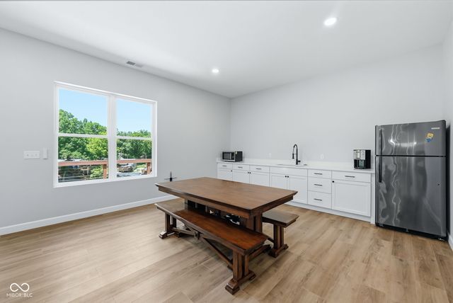 7573 Hummingbird Drive, Nineveh, IN 46164