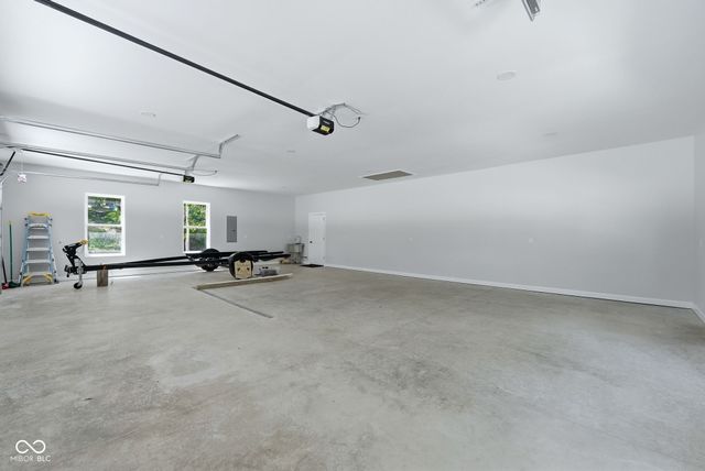 7573 Hummingbird Drive, Nineveh, IN 46164
