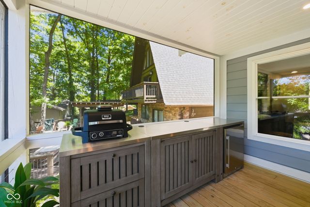 7573 Hummingbird Drive, Nineveh, IN 46164