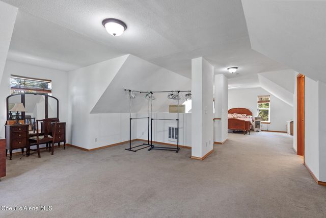 130 Stone Haven Dr, Blanchard, ID 83804