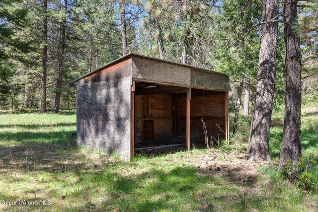 130 Stone Haven Dr, Blanchard, ID 83804