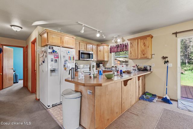 130 Stone Haven Dr, Blanchard, ID 83804
