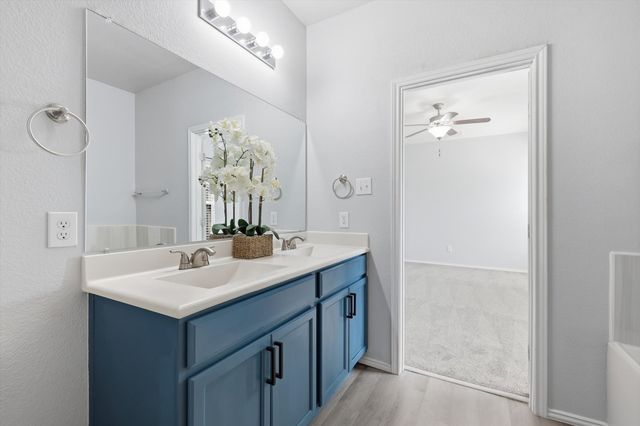 12953 Kelly Drive, Rhome, TX 76078