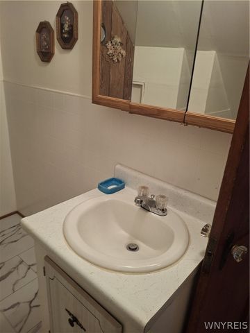 229 Garland Avenue, Cheektowaga, NY 14206