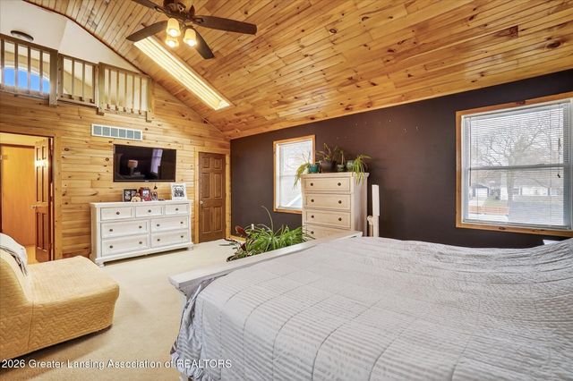 1414 Cooper Avenue, Lansing, MI 48910