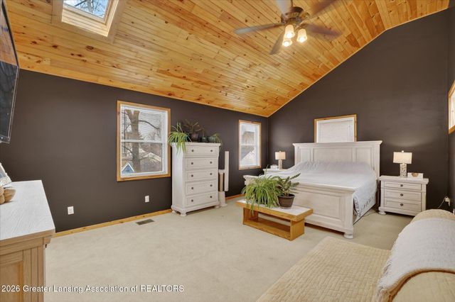 1414 Cooper Avenue, Lansing, MI 48910