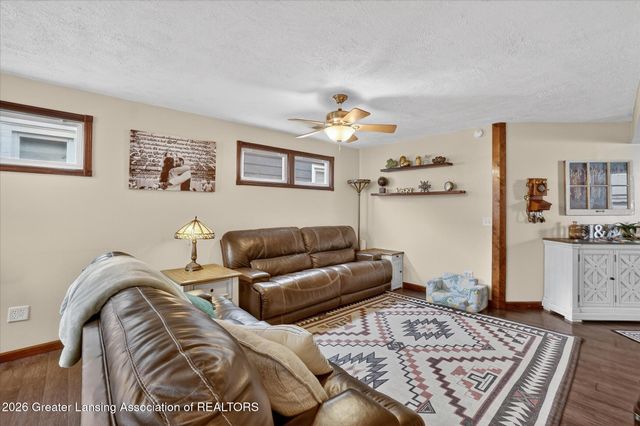 1414 Cooper Avenue, Lansing, MI 48910