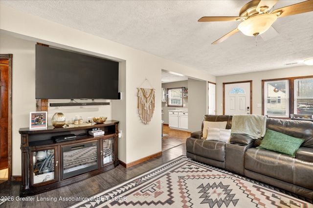 1414 Cooper Avenue, Lansing, MI 48910