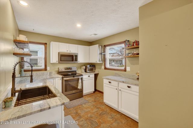 1414 Cooper Avenue, Lansing, MI 48910