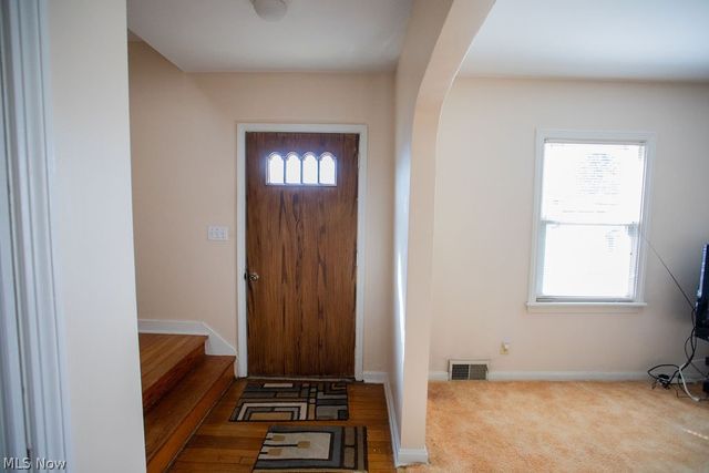 303 N Bentley Avenue, Niles, OH 44446