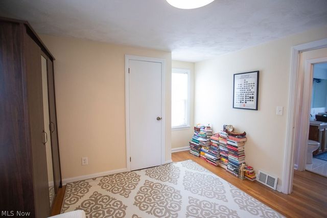 303 N Bentley Avenue, Niles, OH 44446