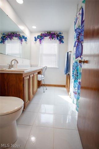 303 N Bentley Avenue, Niles, OH 44446