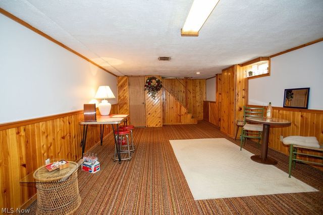 303 N Bentley Avenue, Niles, OH 44446