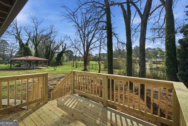 16 Rosenwald Drive, Hampton, GA 30228