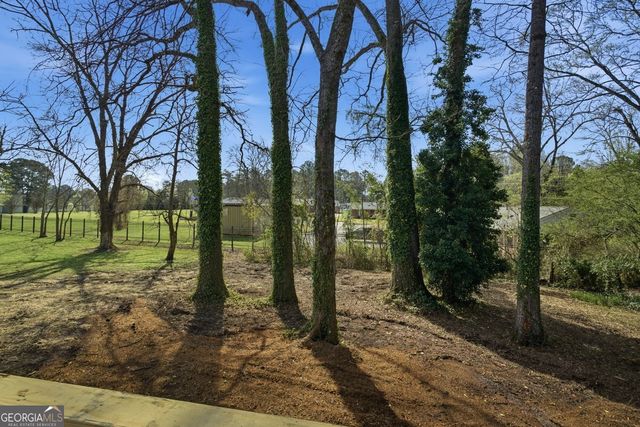 16 Rosenwald Drive, Hampton, GA 30228