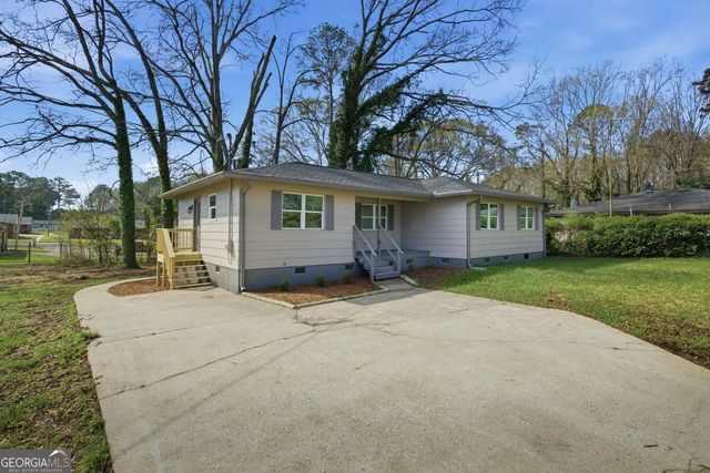 16 Rosenwald Drive, Hampton, GA 30228