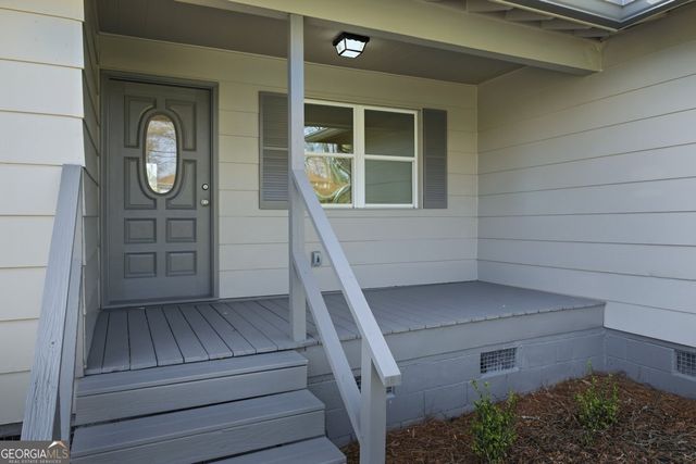 16 Rosenwald Drive, Hampton, GA 30228