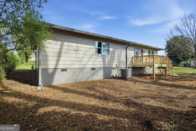 16 Rosenwald Drive, Hampton, GA 30228