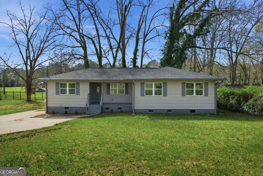 16 Rosenwald Drive, Hampton, GA 30228