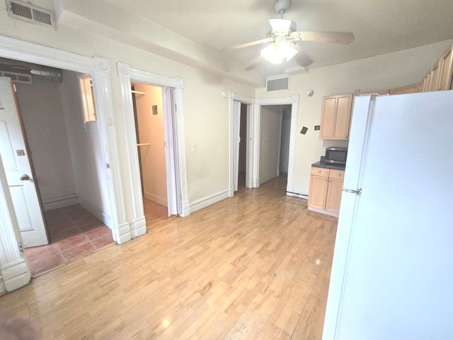 1736 W Beach Avenue G, Chicago, IL 60622