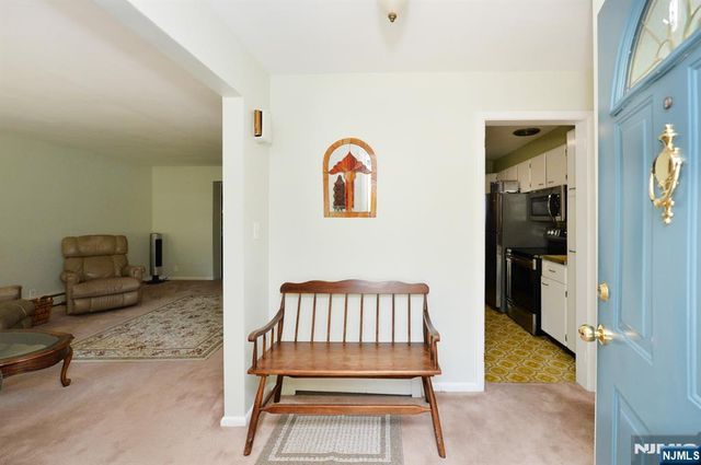 51 Charwalt Drive, Hawthorne, NJ 07506