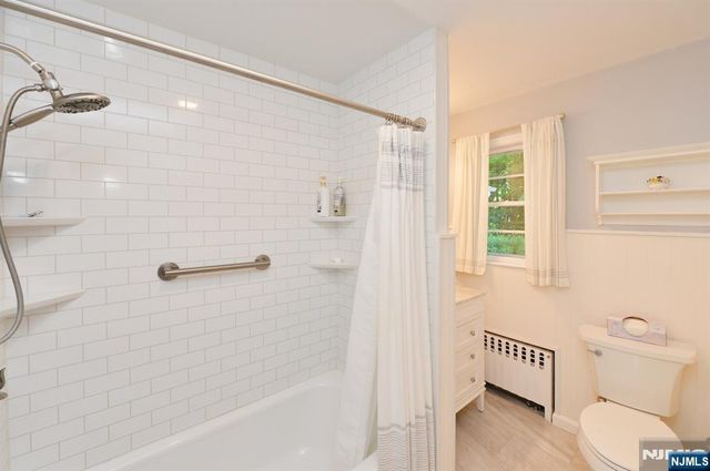 51 Charwalt Drive, Hawthorne, NJ 07506