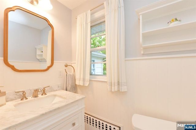 51 Charwalt Drive, Hawthorne, NJ 07506