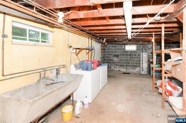 51 Charwalt Drive, Hawthorne, NJ 07506