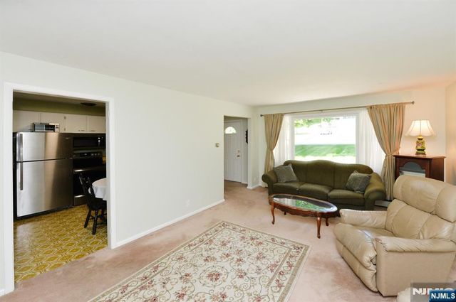 51 Charwalt Drive, Hawthorne, NJ 07506