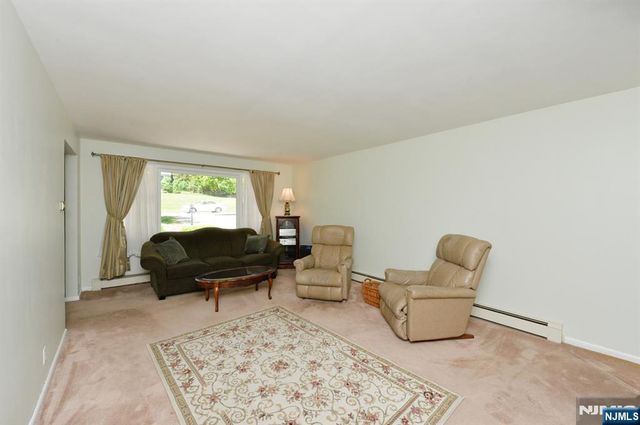 51 Charwalt Drive, Hawthorne, NJ 07506