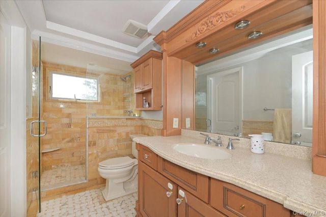 332 Sea Cliff Street, Islip Terrace, NY 11752