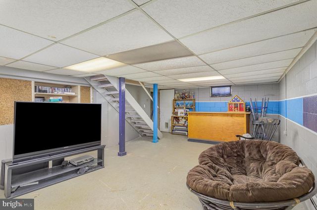 1003 APPLE DRIVE, Mechanicsburg, PA 17055