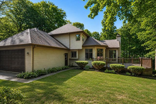 W5971 Pheasant LANE, Plymouth, WI 53073