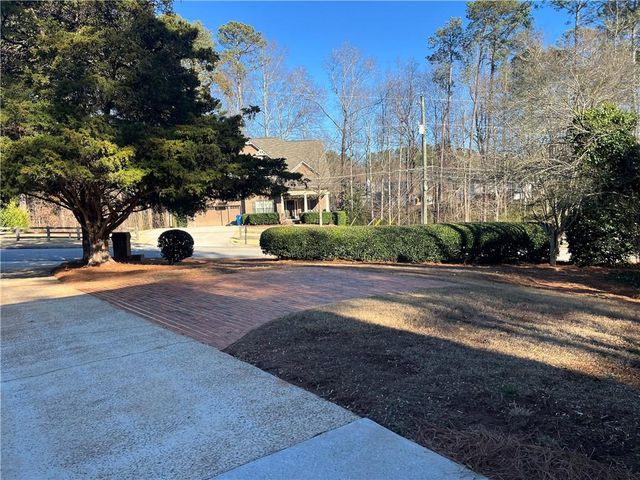 641 Emerald Forest Circle, Lawrenceville, GA 30044