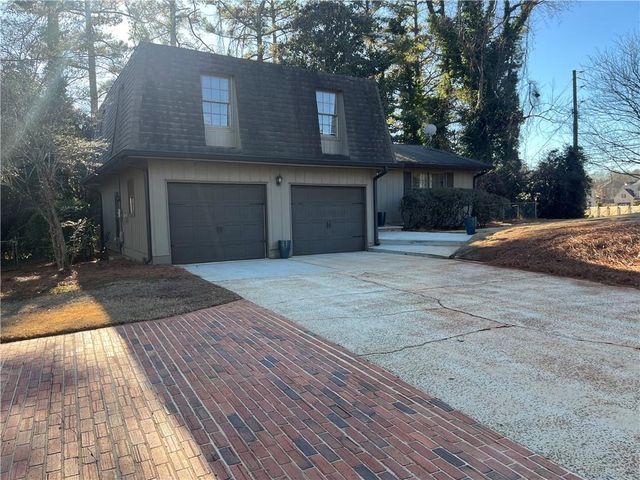 641 Emerald Forest Circle, Lawrenceville, GA 30044