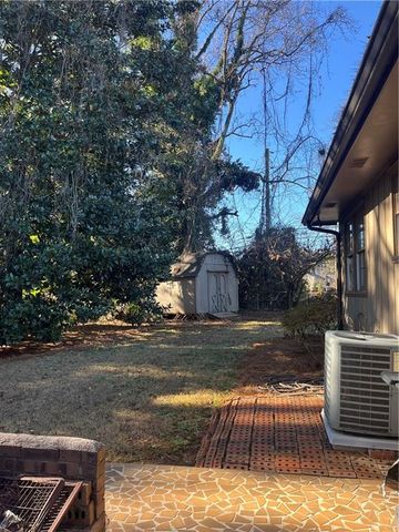 641 Emerald Forest Circle, Lawrenceville, GA 30044