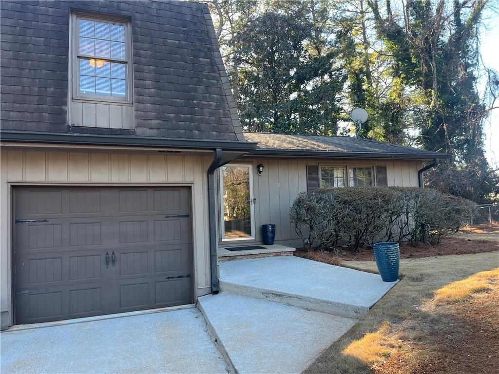 641 Emerald Forest Circle, Lawrenceville, GA 30044