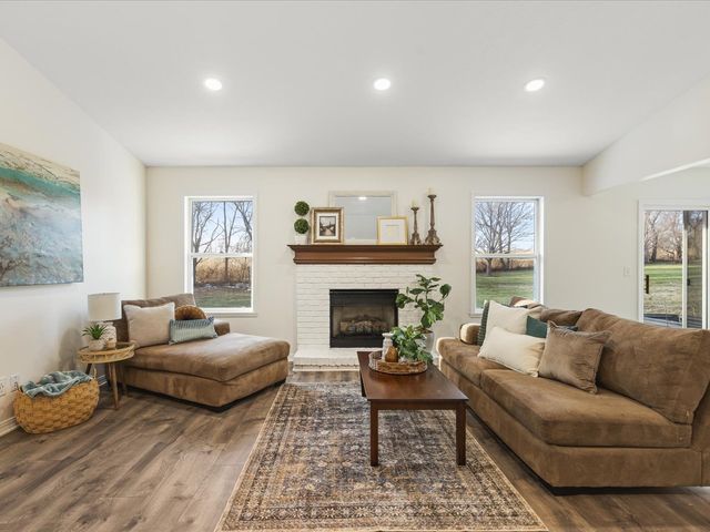 4144 Westridge Drive, Winnebago, IL 61088