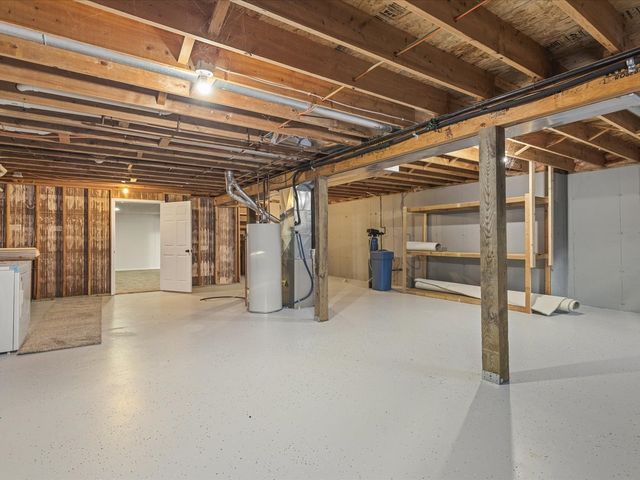 4144 Westridge Drive, Winnebago, IL 61088