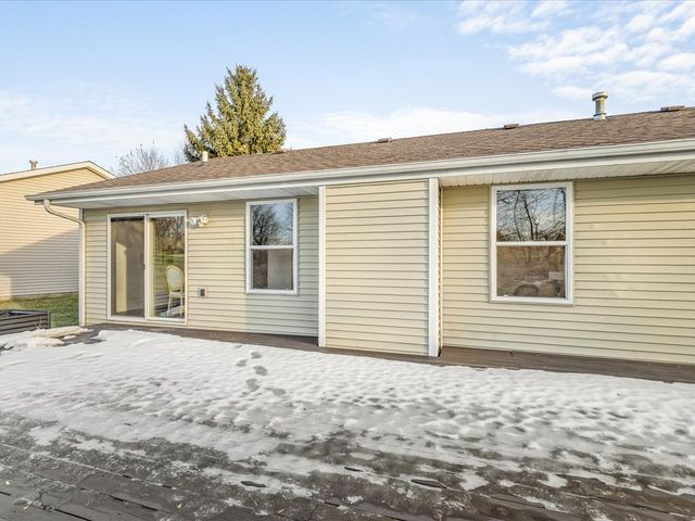 4144 Westridge Drive, Winnebago, IL 61088