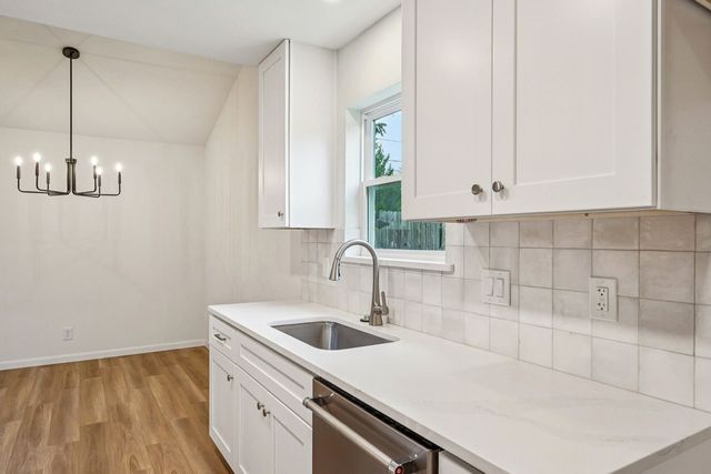 3509 Kelvin Avenue, Fort Worth, TX 76133