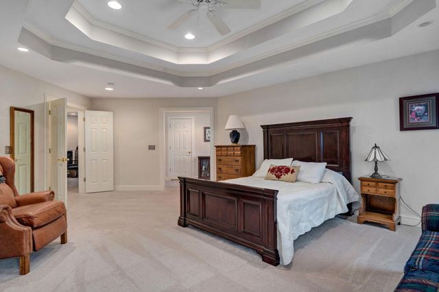 1150 N Yarberry Court, Springfield, MO 65802