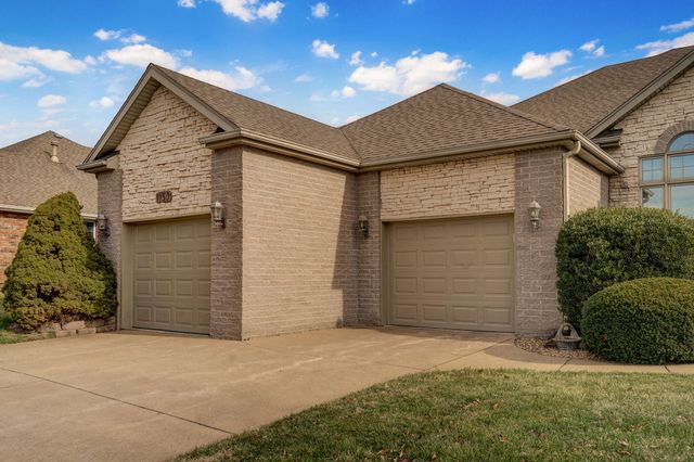 1150 N Yarberry Court, Springfield, MO 65802