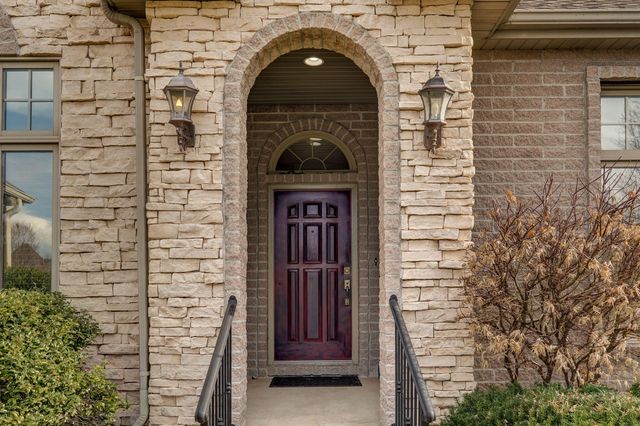 1150 N Yarberry Court, Springfield, MO 65802