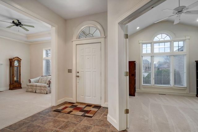 1150 N Yarberry Court, Springfield, MO 65802