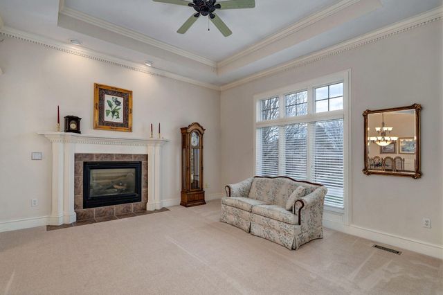 1150 N Yarberry Court, Springfield, MO 65802
