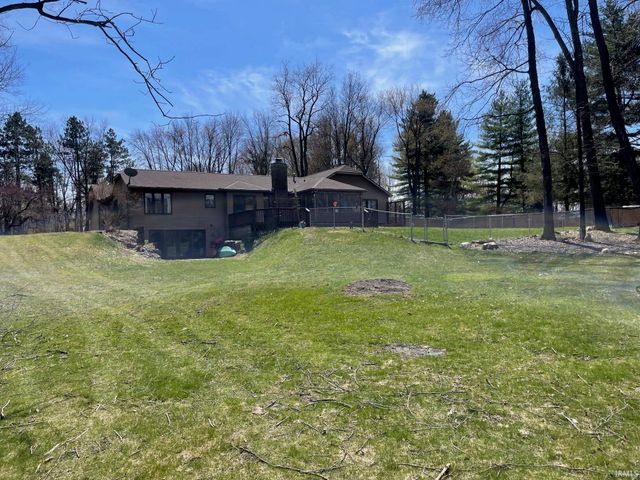 15516 Menominee Drive, Plymouth, IN 46563