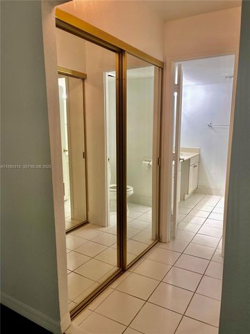 6800 Cypress Road 408, Plantation, FL 33317